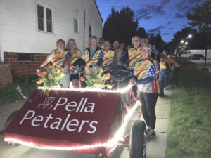 Bike powered by many petalers